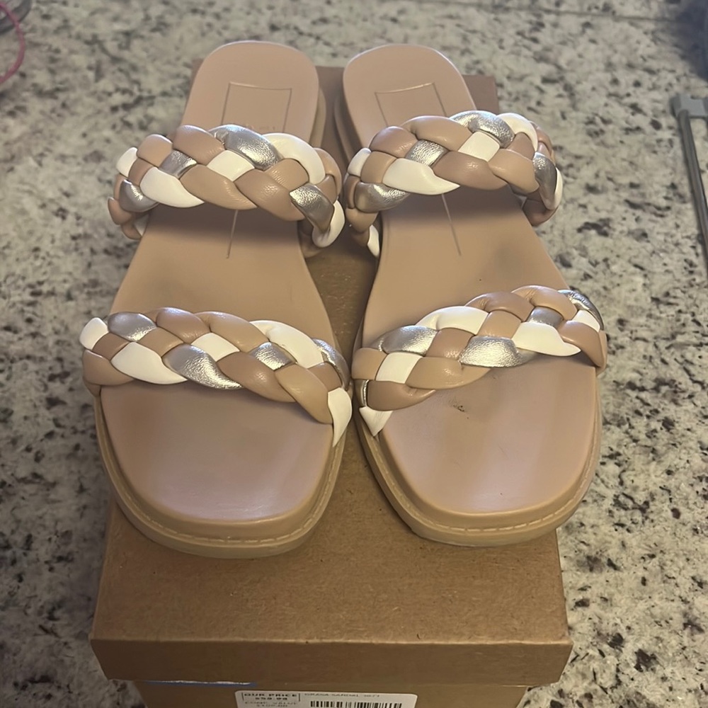 Dolce Vita Grasa Sandal Size 8.5